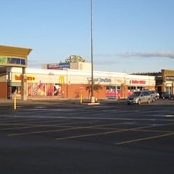 Fairview Mall - Exterior of the Fairview Mall