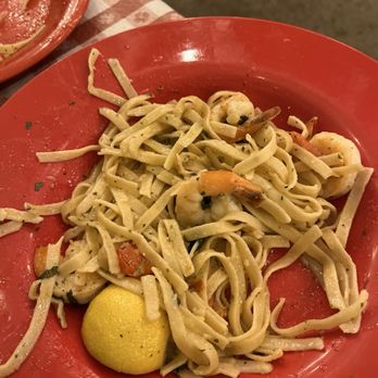 Coconut Marketplace - Shrimp scampi at the Italian restaurant - Shopping Centers Near Me - Kapaʻa, Hawaii Coconut Marketplace - Shrimp scampi at the Italian restaurant - Shopping Centers Near Me - Kapaʻa, Hawaii