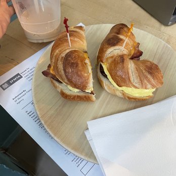 Beanstalk Cafe - Iced latte, Cragel - Coffee & Tea Near Me - San Francisco, California