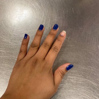 Cleo IV Nails - Nail Salons Near Me - White Plains, New York