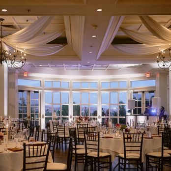 Summit House Weddings - Photo by Stephen Tang Photo - Venues & Event Spaces Near Me - Fullerton, California