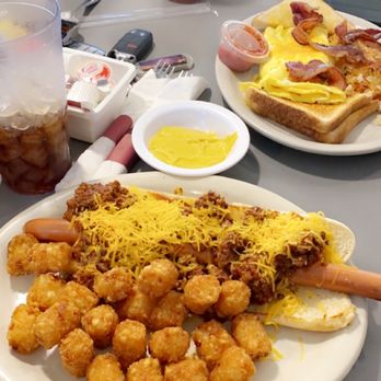 Wrights Family Diner - Footling chili dog & tots - American Near Me - Lawton, Oklahoma Wrights Family Diner - Footling chili dog & tots - American Near Me - Lawton, Oklahoma