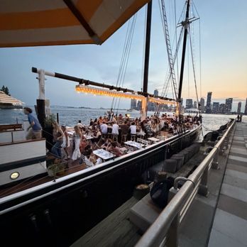 Grand Banks - Bars Near Me - New York, New York Grand Banks - Bars Near Me - New York, New York