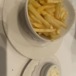 Einstein - They do great fries - always a good thing if a restaurant handles the fries right