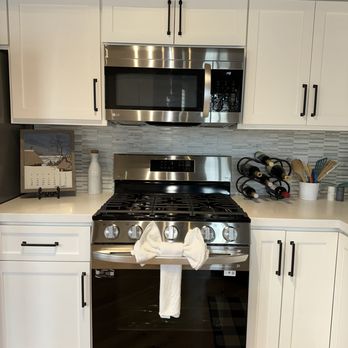 Mother Daughter Cleaning - Home Cleaning Near Me - Broderick, California Mother Daughter Cleaning - Home Cleaning Near Me - Broderick, California