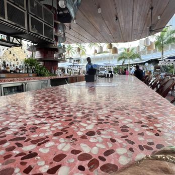 Pier 5 - Bars Near Me - Miami, Florida
