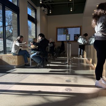 sweetgreen - Healthy Salads, Wraps, and Bowls - Seating/Ordering Area - Salad Near Me - Sacramento, California
