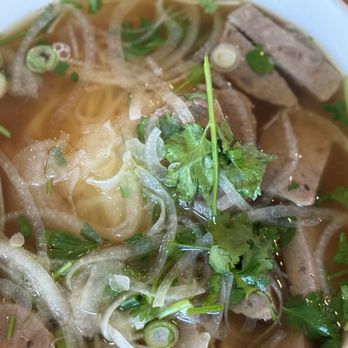 Viet Fortune - 16oz Broth Lemongrass Beef (Sauteed with onion) - Vietnamese Near Me - Woodbridge, Virginia Viet Fortune - 16oz Broth Lemongrass Beef (Sauteed with onion) - Vietnamese Near Me - Woodbridge, Virginia