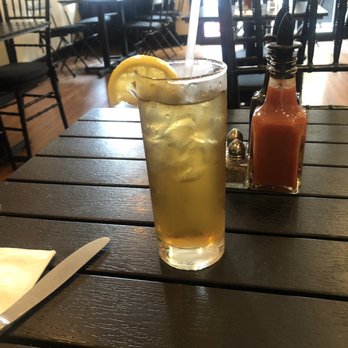Melba's Restaurant - Harlem Ice Tea - Southern Near Me - New York, New York