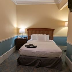 Athenaeum Hotel