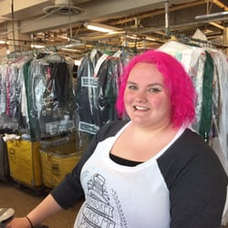 Leary's - Taylor and her neon pink hair. Cheerful and helpful.
