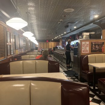 Moonlite Diner - Counter and All-American design!! - Diners Near Me - Hollywood, Florida