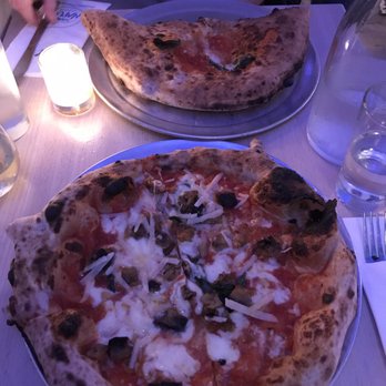 Song E Napule - Calzone and pizza - Pizza Near Me - New York, New York Song E Napule - Calzone and pizza - Pizza Near Me - New York, New York