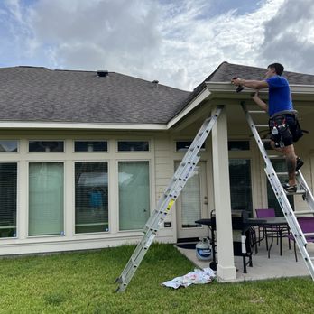 Pearland Custom Gutters - One of my installers , Installing custom cut miter - Gutter Services Near Me - Pearland, Texas Pearland Custom Gutters - One of my installers , Installing custom cut miter - Gutter Services Near Me - Pearland, Texas