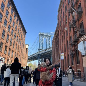 Dumbo - Landmarks & Historical Buildings Near Me