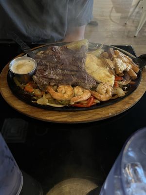 Mas Amigos Mexican Kitchen by null