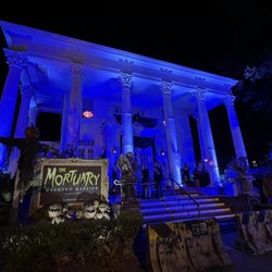 The Haunted Mortuary - Outside