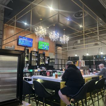 Torchy's Tacos - Bar area - Tacos Near Me - Houston, Texas