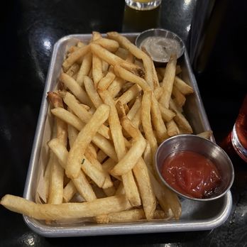 Lakewood Social - Starter fries - Bars Near Me - Durham, North Carolina