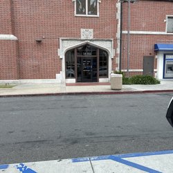 Chase Bank - THE WORST BANK AND LOCATION