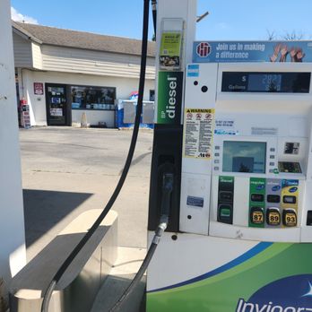 bp - They do have car diesel - Gas Stations Near Me - Hales Corners, Wisconsin