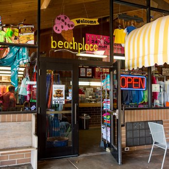 Beach Place - Ice Cream & Frozen Yogurt Near Me - Holland, Michigan