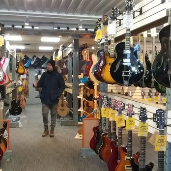 Steve's Music Store - Musical Instruments & Teachers Near Me - Montreal, Quebec