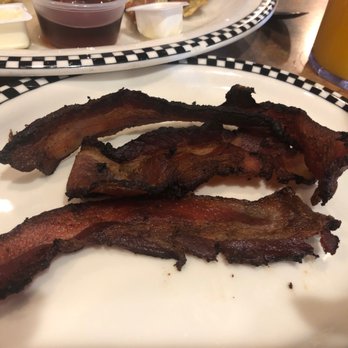 Black Bear Diner Tracy - American Near Me - Tracy, California