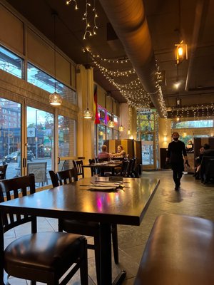 Star Sushi & Bar by null