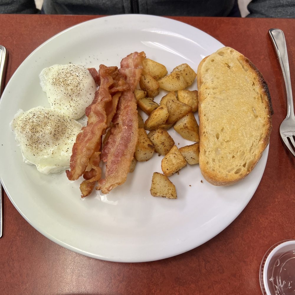 Donna's Fresh Cafe - Poached two egg breakfast. - Cafes Near Me - West Kelowna, British Columbia Donna's Fresh Cafe - Poached two egg breakfast. - Cafes Near Me - West Kelowna, British Columbia