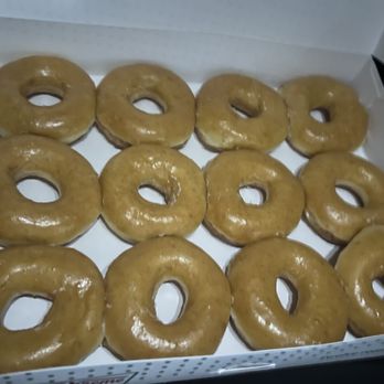 Krispy Kreme - After concert snack - Donuts Near Me - Palmdale, California