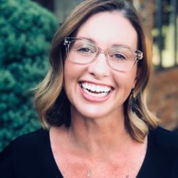 user provided Salon Q photo