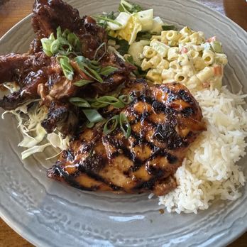 Duke's La Jolla - Ribs and Chicken Plate - New American Near Me - La Jolla, California