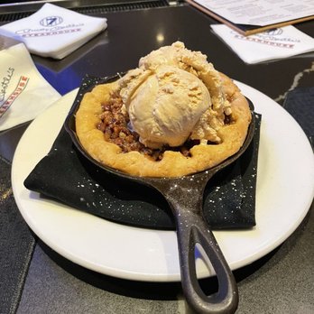 Mickey Mantle's - Pecan pie WOW - Cocktail Bars Near Me - Thackerville, Oklahoma
