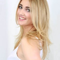 Architect Hairdressing Salon - Beautiful soft movement by Claire