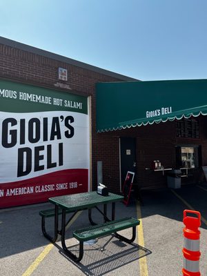 Gioia's Deli Creve Coeur by null