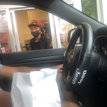 Dunkin' - Mask on incorrectly. This is also the individual that told me she didn't know a managers number and for me to go look it up online. - Coffee & Tea Near Me - Peachtree City, Georgia Dunkin' - Mask on incorrectly. This is also the individual that told me she didn't know a managers number and for me to go look it up online. - Coffee & Tea Near Me - Peachtree City, Georgia