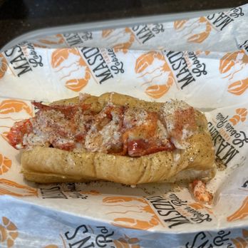 Mason's Famous Lobster Rolls - Salad Near Me - Bloomington, Minnesota Mason's Famous Lobster Rolls - Salad Near Me - Bloomington, Minnesota