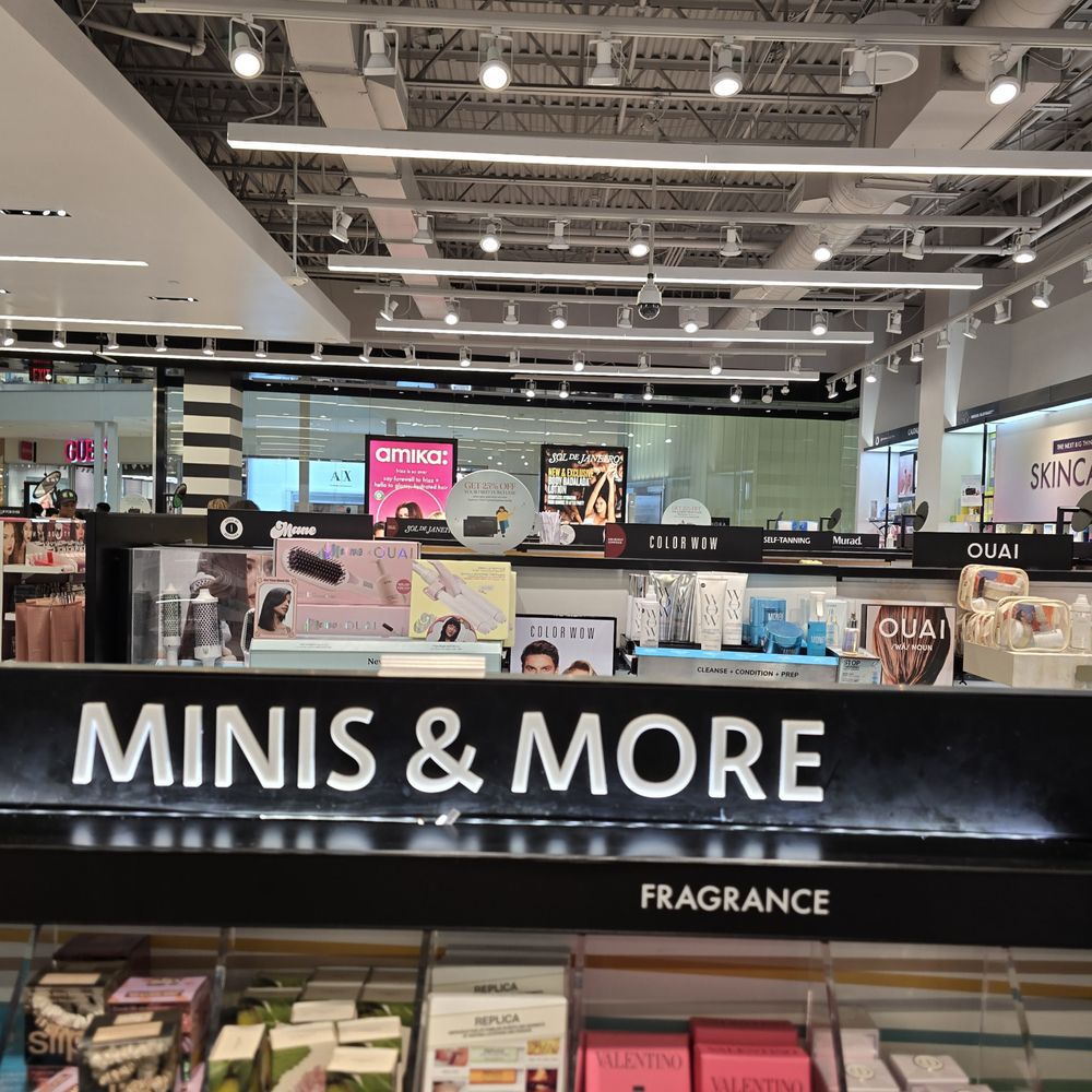 SEPHORA - store - Cosmetics & Beauty Supply Near Me - Elizabeth, New Jersey