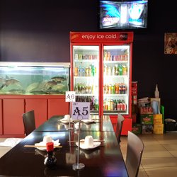 Xun Yu Si Kao Roast Fish Bar - Seating