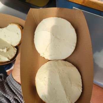 Los Bagels - Bakeries Near Me - Eureka, California