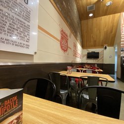 Charleys Cheesesteaks - Interior