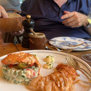 Le Bon Georges - Lobster special - Bistros Near Me - Paris, 75