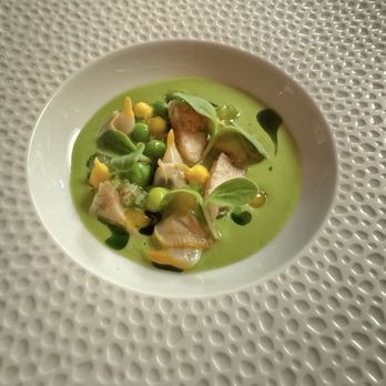 Sphère Restaurant - Yummy soup - French Near Me - Paris