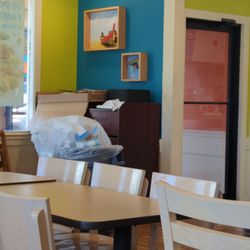 Captain D's - Trash just sitting for the last half hour.