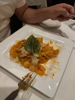 Rocco's Italian Grille & Bar by null