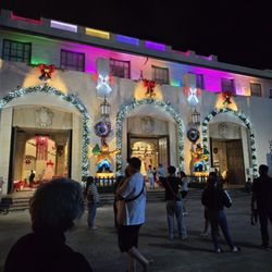 Honolulu City Lights - Outside