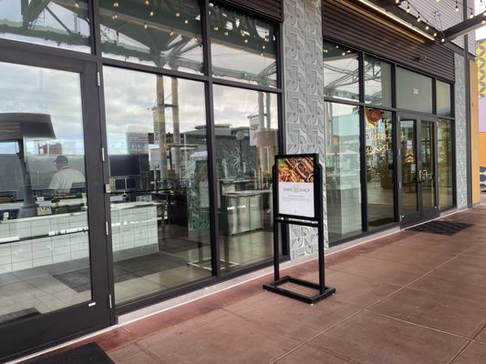 Shake Shack Bay Street by null