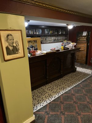 Old Chicago Inn featuring Room 13 by null