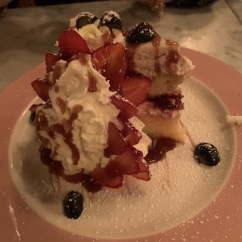 La Fable - Strawberry cake - Brasseries Near Me - Rehoboth Beach, Delaware